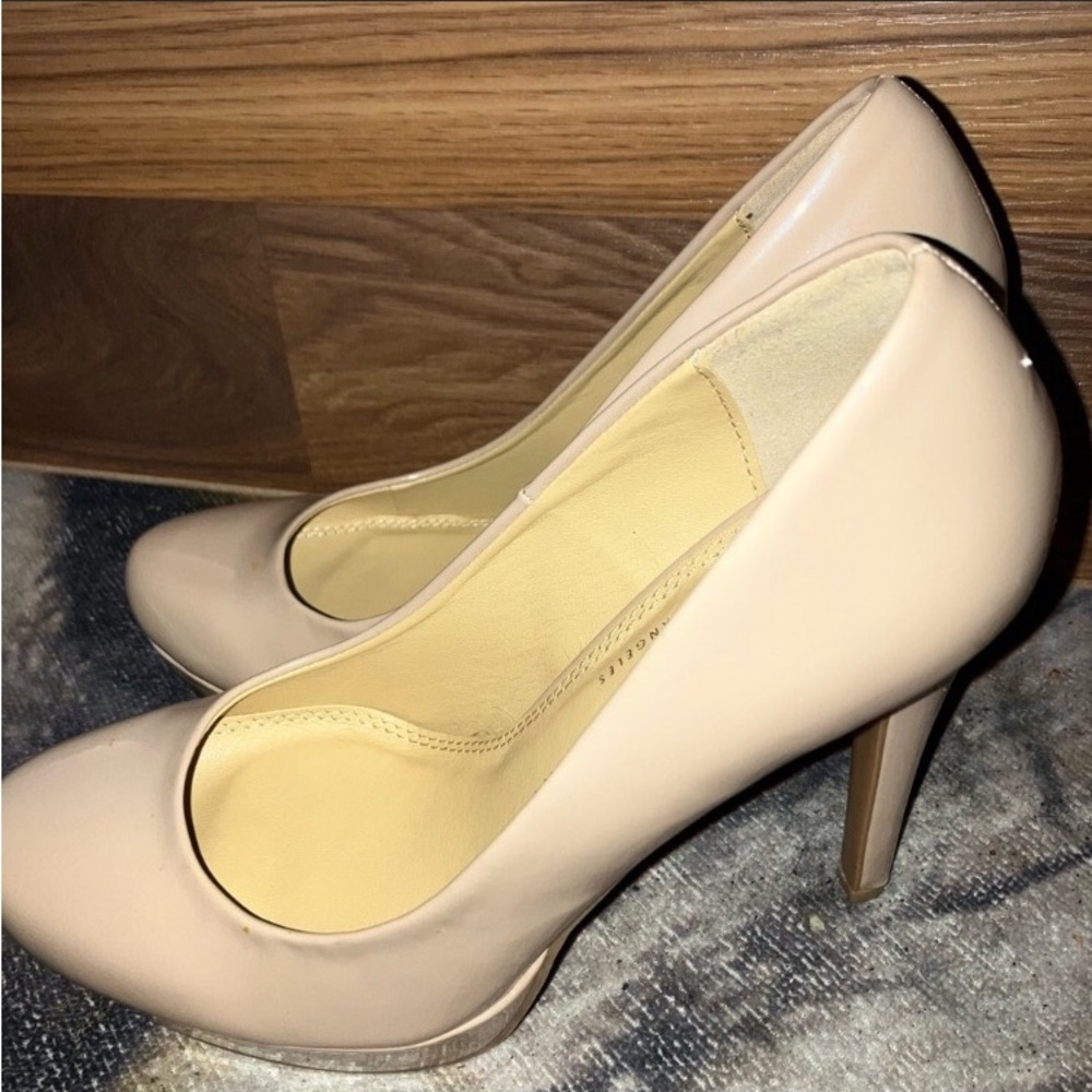 Chinese laundry Heels